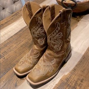 Justin Llano boots, size 11
